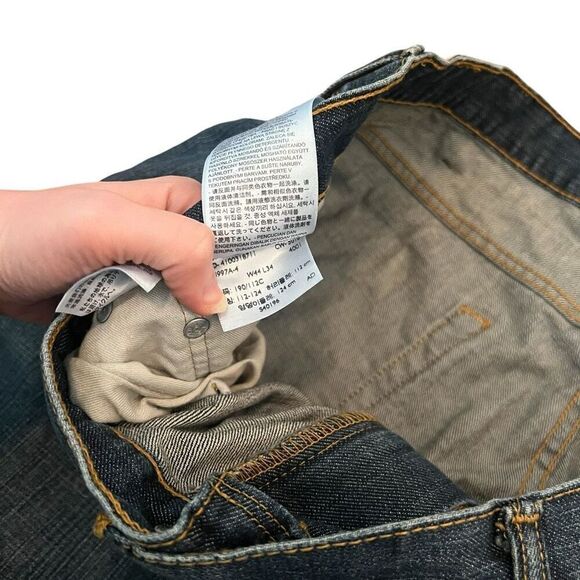 LEVI Men’s Classic Straight Dark Wash Blue Jeans Size W44 L34 - Picture 4 of 8